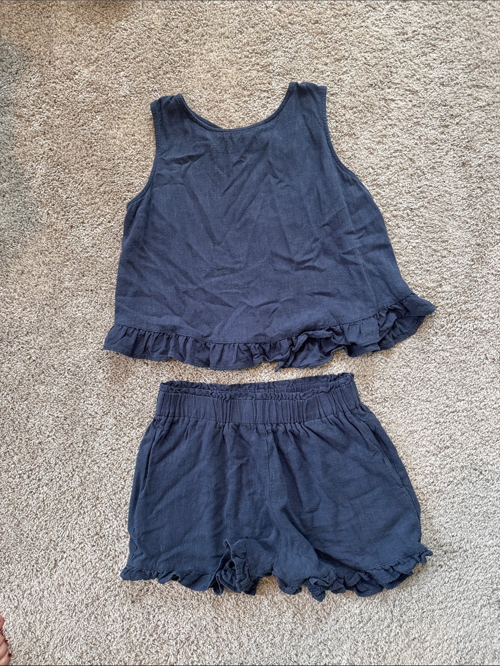 Amazon Linen Set - Picture 1 of 3